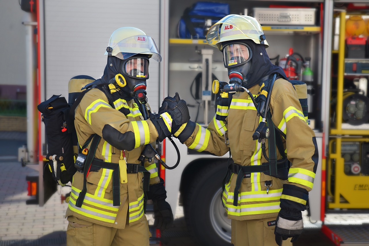firefighter, respirators, fire fighters