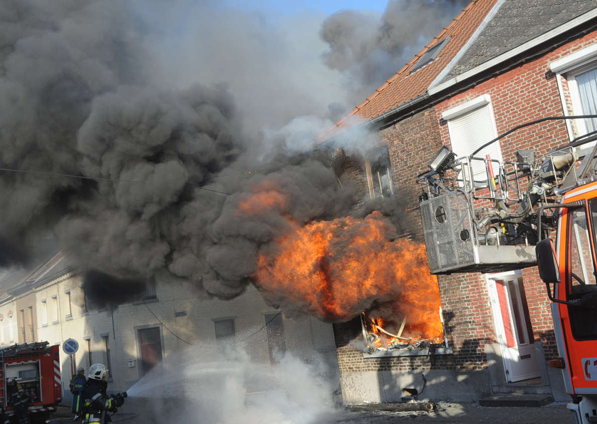Incendie à Mons Belgique inondation assurance
